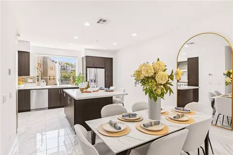 Dining - 248 Rockefeller, Irvine, CA 92612 photo 1 of 2
