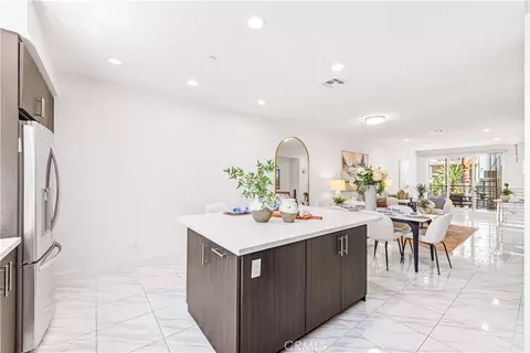 Kitchen - 248 Rockefeller, Irvine, CA 92612 photo 3 of 3