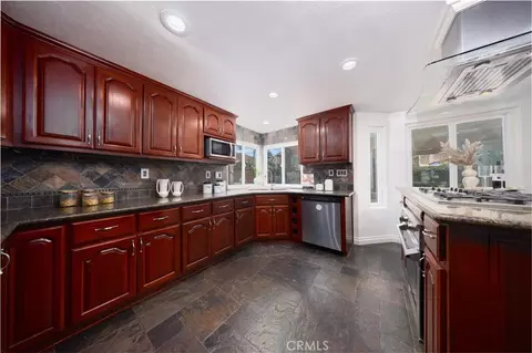 Kitchen - 6856 Padova Ct, Rancho Cucamonga, CA 91701 photo 1 of 1