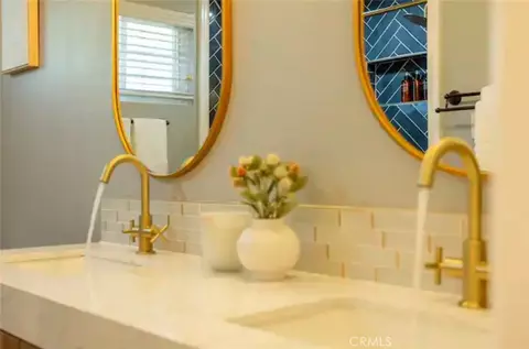 Bath - 213 Louise Dr, Placentia, CA 92870 photo 4 of 11