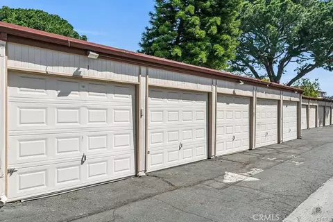 415 E 1st, Tustin, CA 92780 photo 2
