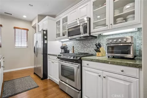 Kitchen - 54 Peony, Irvine, CA 92618 photo 3 of 3