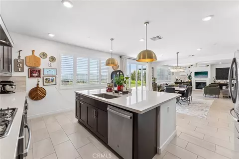 Kitchen - 1886 Pele Way, Corona, CA 92882 photo 2 of 3