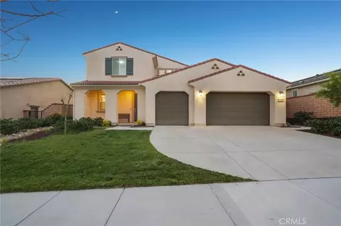 Exterior - 1886 Pele Way, Corona, CA 92882 photo 3 of 6