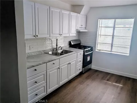 10012 Valley, El Monte, CA 91731 photo 2