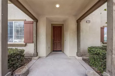 Entry Way - 8780 Ussel, Riverside, CA 92503 photo 1 of 5