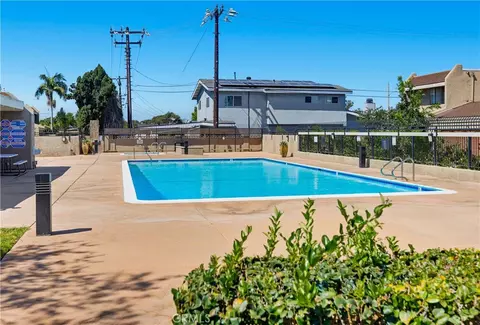 Exterior - 10441 Lee Way, Stanton, CA 90680 photo 5 of 5