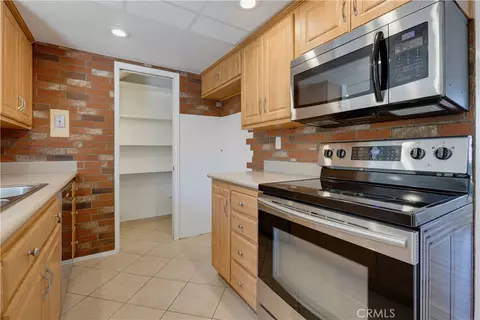 Kitchen - 10441 Lee Way, Stanton, CA 90680 photo 1 of 4