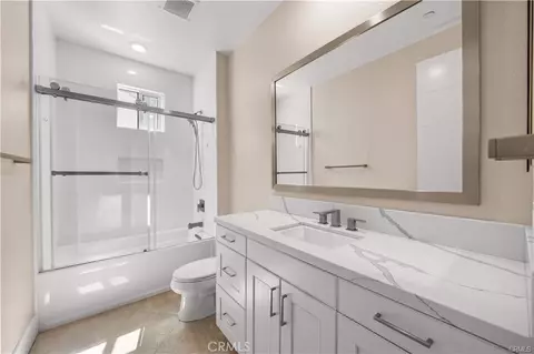 Bath - 53 Bellatrix, Irvine, CA 92618 photo 5 of 6