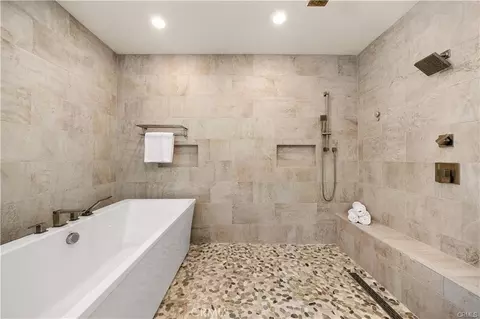 Bath - 53 Bellatrix, Irvine, CA 92618 photo 4 of 6