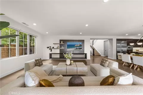 Living - 139 Sunset, Irvine, CA 92602 photo 3 of 4