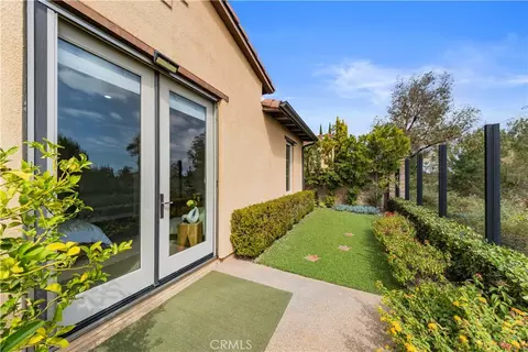Exterior - 139 Sunset, Irvine, CA 92602 photo 6 of 8