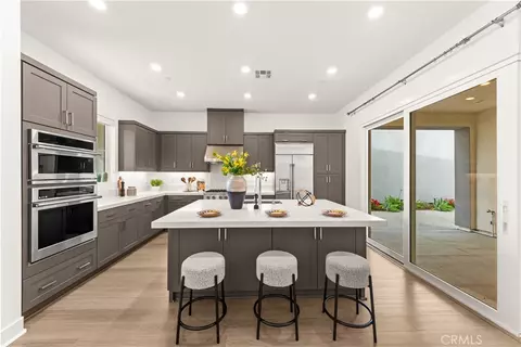 Kitchen - 372 Baluster, Irvine, CA 92618 photo 2 of 3