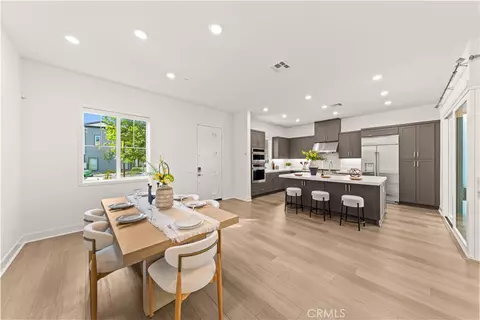 Dining - 372 Baluster, Irvine, CA 92618 photo 2 of 2
