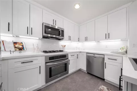 Kitchen - 191 Lockford, Irvine, CA 92602 photo 2 of 2