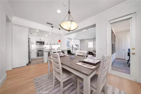 Dining - 191 Lockford, Irvine, CA 92602 photo 2 of 2