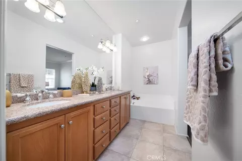 Bath - 191 Lockford, Irvine, CA 92602 photo 2 of 2