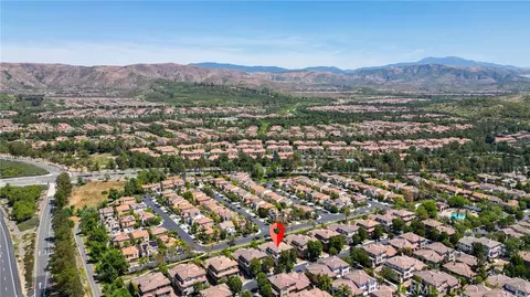 View/Area - 191 Lockford, Irvine, CA 92602 photo 3 of 10