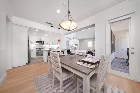 Dining - 191 Lockford, Irvine, CA 92602 photo 2 of 2