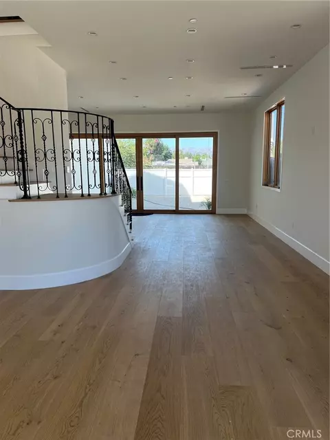 Living - 20329 Stagg St, Winnetka, CA 91306 photo 1 of 3