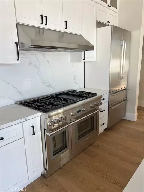 Kitchen - 20329 Stagg St, Winnetka, CA 91306 photo 1 of 5