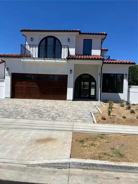 20329 Stagg St, Winnetka, CA 91306