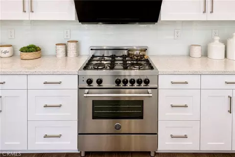 Kitchen - 119 Excursion, Irvine, CA 92618 photo 2 of 2
