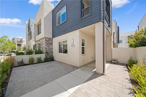 Exterior - 126 Baluster, Irvine, CA 92618 photo 2 of 11