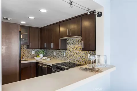 Kitchen - 525 E Seaside #403, Long Beach, CA 90802 photo 2 of 5