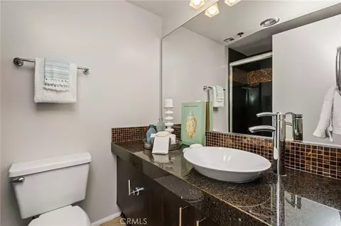 Bath - 525 E Seaside #403, Long Beach, CA 90802 photo 2 of 2