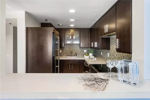 Kitchen - 525 E Seaside #403, Long Beach, CA 90802 photo 3 of 5