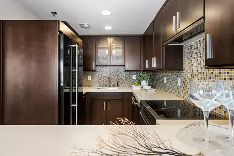 Kitchen - 525 E Seaside #403, Long Beach, CA 90802 photo 4 of 5