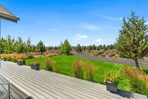 Exterior - 60870 Billadeau, Bend, OR 97702 photo 7 of 20