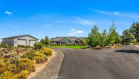 Exterior - 60870 Billadeau, Bend, OR 97702 photo 11 of 20