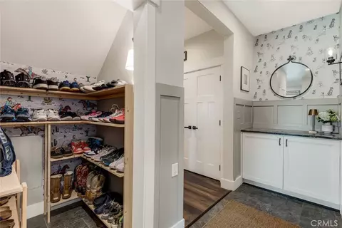 Entry Way - 60870 Billadeau, Bend, OR 97702 photo 2 of 4