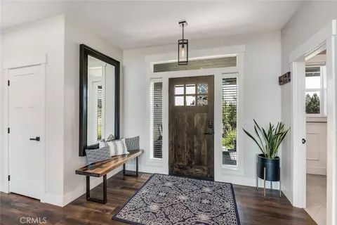 Entry Way - 60870 Billadeau, Bend, OR 97702 photo 4 of 4