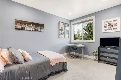 Bedroom - 60870 Billadeau, Bend, OR 97702 photo 2 of 3