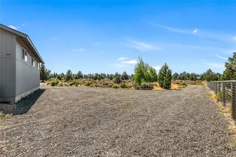 Exterior - 60870 Billadeau, Bend, OR 97702 photo 6 of 20