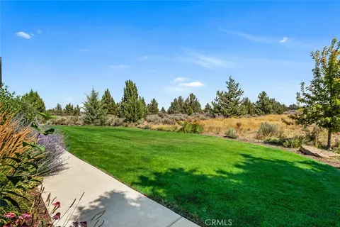 Exterior - 60870 Billadeau, Bend, OR 97702 photo 10 of 20