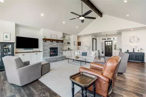 Living - 60870 Billadeau, Bend, OR 97702 photo 3 of 3