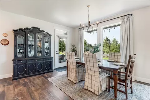 Dining - 60870 Billadeau, Bend, OR 97702 photo 1 of 1
