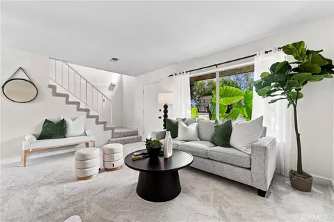 8437 El Arroyo, Huntington Beach, CA 92647