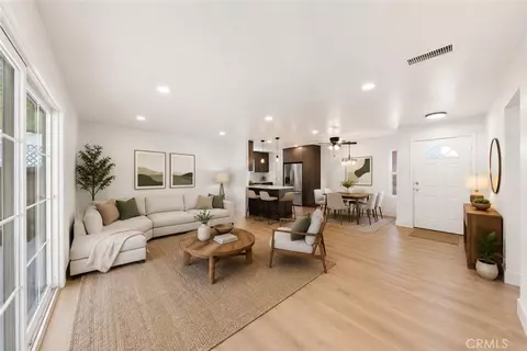Living - 1020 Whitcomb, Simi Valley, CA 93065 photo 3 of 6