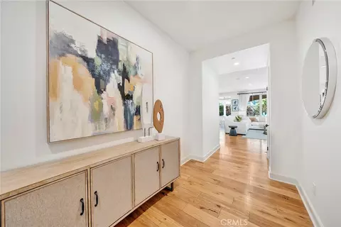 Entry Way - 50 Statuary, Irvine, CA 92620 photo 3 of 4
