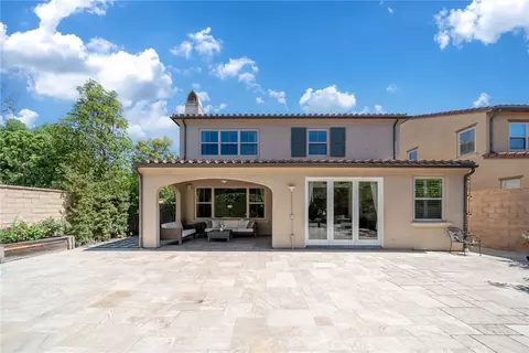 Exterior - 50 Statuary, Irvine, CA 92620 photo 3 of 11