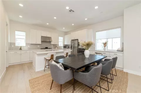 Dining - 273 Lynx, Irvine, CA 92618 photo 2 of 3