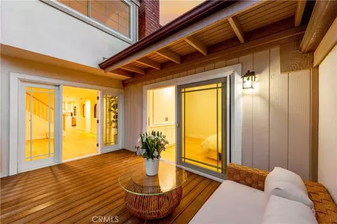 Exterior - 54 Willow Tree, Irvine, CA 92612 photo 9 of 9