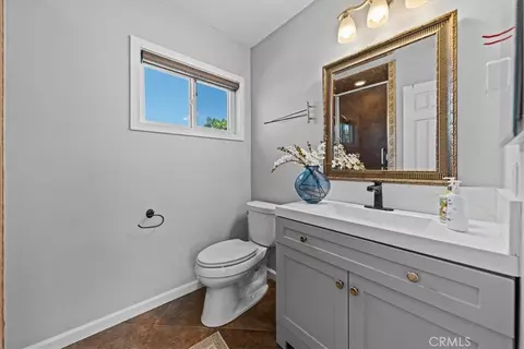 Bath - 1330 Bush St, Oceanside, CA 92058 photo 1 of 3