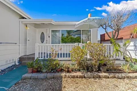 Exterior - 1330 Bush St, Oceanside, CA 92058 photo 11 of 11