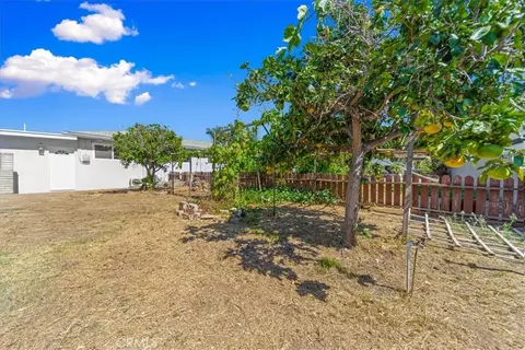 Exterior - 1330 Bush St, Oceanside, CA 92058 photo 9 of 11